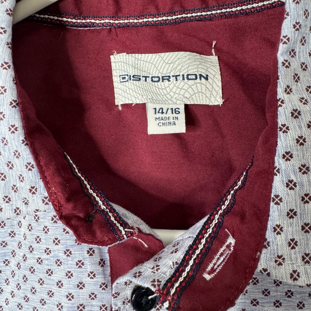 Distortion Kids Blue and Burgundy Patterned Short Sleeve  Size 14/16 Shirt - Picture 4 of 4